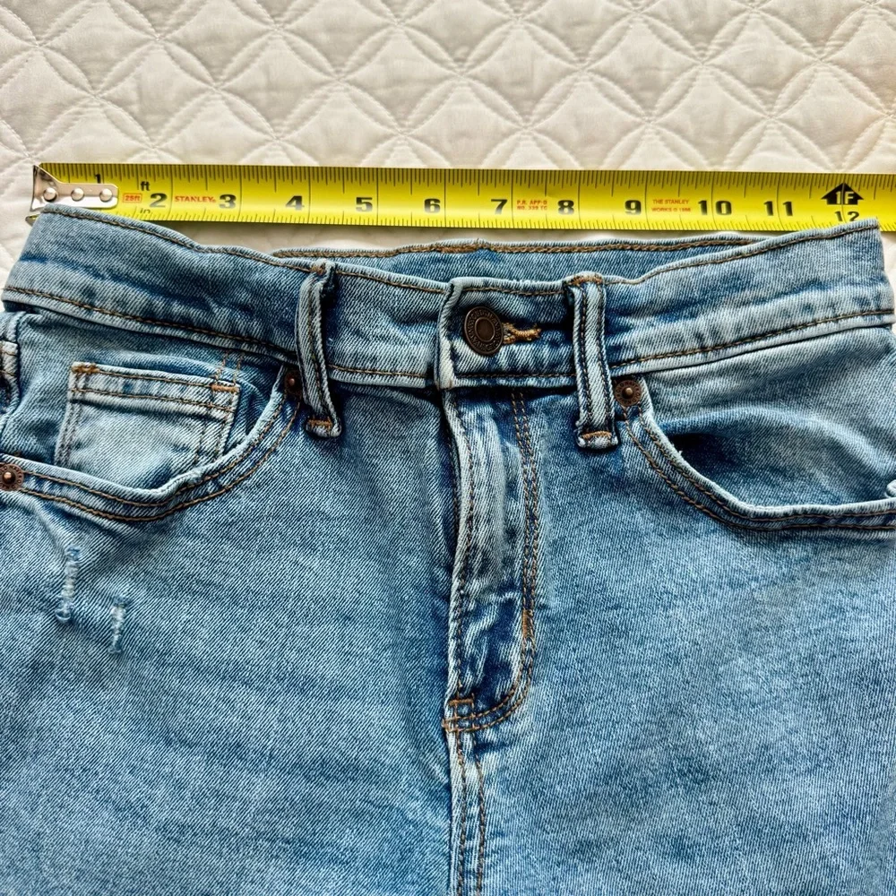 Old Navy Boys Blue Denim Jeans Straight Leg Built in Flex Stretch Size 10